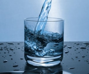 Manténgase hidratado con un suavizador de agua